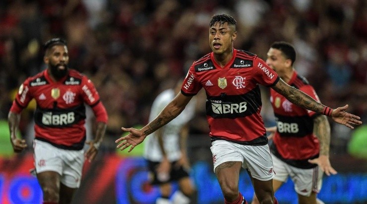 Bruno Henrique não será problema para a final contra o Palmeiras. Foto: Thiago Ribeiro/ AGIF