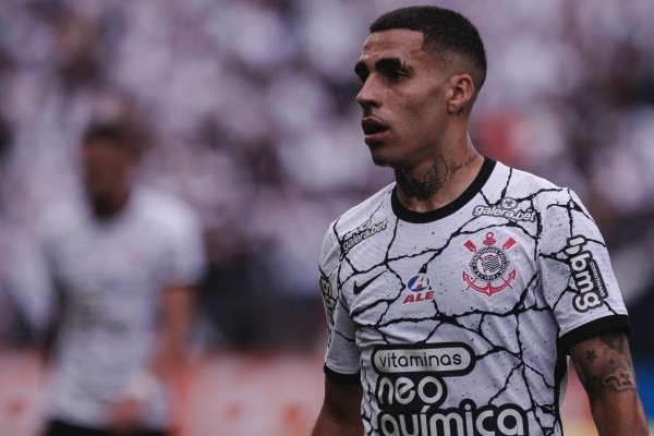 Foto:Ettore Chiereguini/AGIF – Gabriel entrou no radar do Al Taawon, da Arábia Saudita, e pode estar de saída do Timão