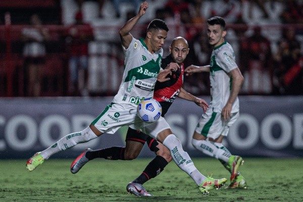 Foto: Heber Gomes/AGIF/ Juventude em campo contra o Atlético-GO