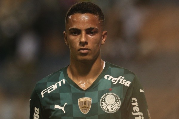Foto: Ettore Chiereguini/AGIF – Giovani está se recuperando de cirurgia no tornozelo, mas Palmeiras espera propostas na janela