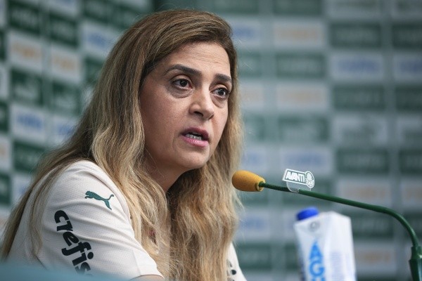 Foto: Ettore Chiereguini/AGIF – Leila Pereira tem dois jogadores em vista para a posição de 9