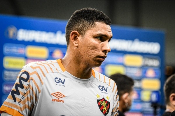 Foto: Kely Pereira/AGIF – Mailson está no radar do Corinthians