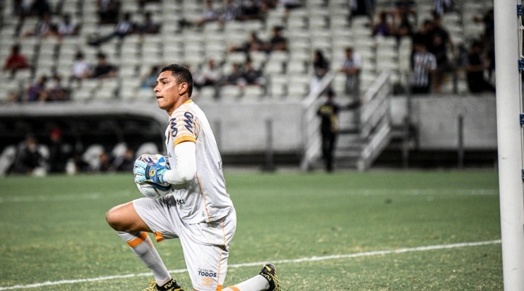 Mailson esteve na mira do Coritiba para a temporada 2022. Foto:Kely Pereira/AGIF