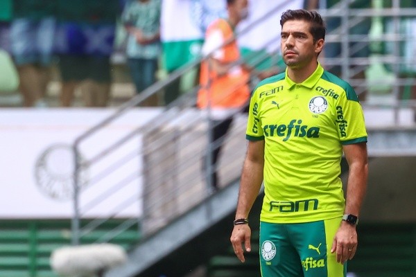 Foto: Marcello Zambrana/AGIF – Abel teve seu trabalho avaliado por Mauro Cezar