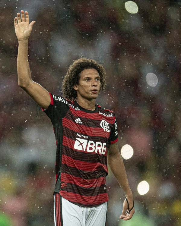 Willian Arão foi defendido pela web (Foto: Jorge Rodrigues/AGIF)