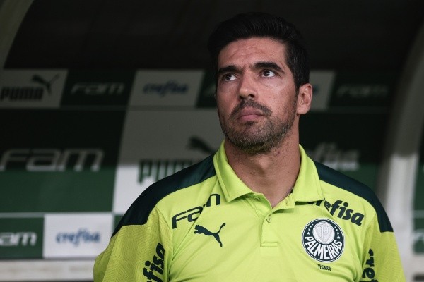 Foto: Ettore Chiereguini/AGIF – Abel Ferreira renovou seu contrato até 2024 e vai receber quase 35 milhões de reais por ano