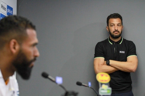 Foto:Fernanda Luz/AGIF | Edu Dracena pressiona arbitragem nos bastidores