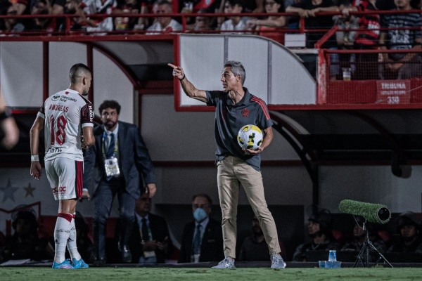 ((Foto: Heber Gomes/AGIF)