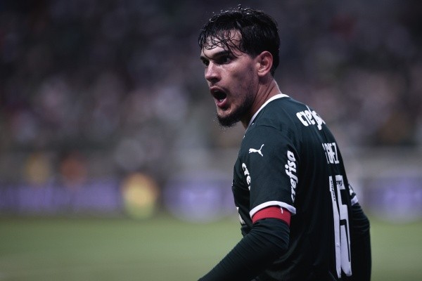 Foto: Ettore Chiereguini/AGIF – Gómez é titulat absoluto do Palmeiras e do Paraguai quando é convocado para jogos do país
