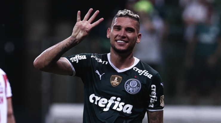 Foto: Ettore Chiereguini/AGIF - Navarro pode atuar até mesmo como meio-campista pelo Palmeiras em 2023.