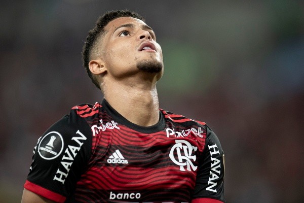 Foto: Jorge Rodrigues/AGIF – João Gomes tem contrato com o Flamengo até 2025