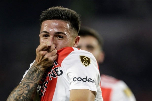 Foto: Fotobairesarg/AGIF – Enzo Fernández atuou emprestado pelo River ao Defensa Y Justicia e venceu o Palmeiras na Recopa de 2021