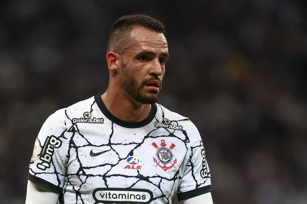 Foto: Marcello Zambrana/AGIF – Renato Augusto tem 23 partidas na temporada de 2022