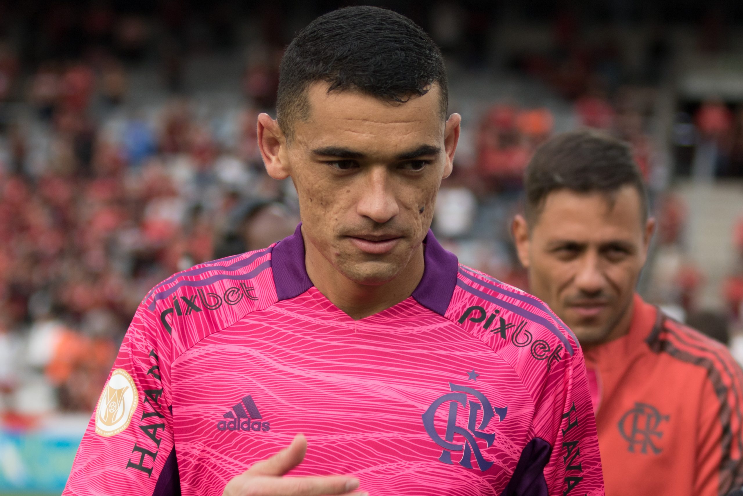Foto: Robson Mafra/AGIF – Goleiro Santos está recuperado de lesão na coxa, porém não deve ser titular contra América-MG