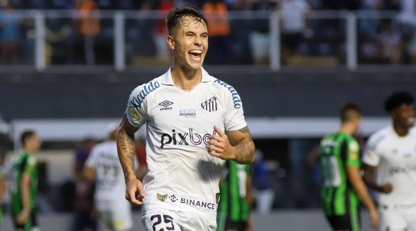 Zanocelo é um dos destaques do Santos (Foto: Fernanda Luz/AGIF)