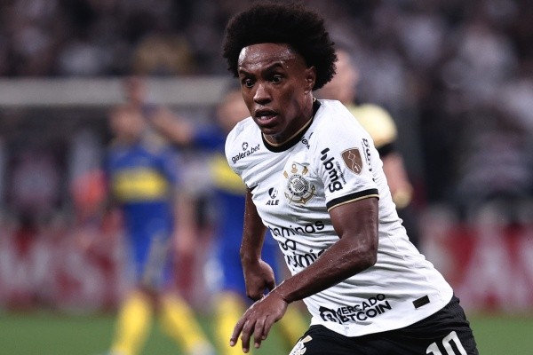 Foto: Ettore Chiereguini/AGIF – Willian foi muito elogiado por sua boa atuação contra o Fortaleza