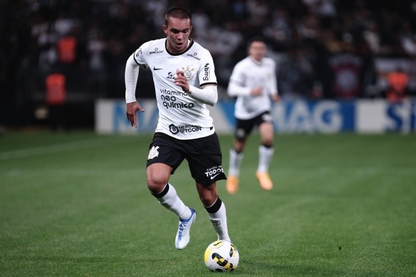 Foto: Ettore Chiereguini/AGIF – Giovane tem quatro partidas pela equipe profissional do Corinthians