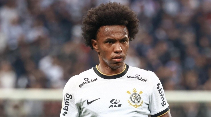  Foto: Marcello Zambrana/AGIF - Willian não está conseguindo render.