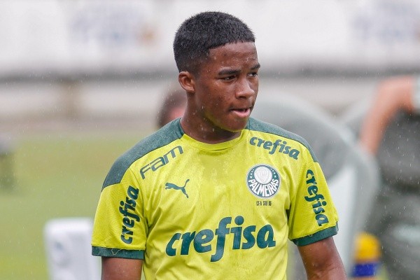 Foto: Rafael Vieira/AGIF – Endrick deve deixar o Palestra quando completar 18 anos