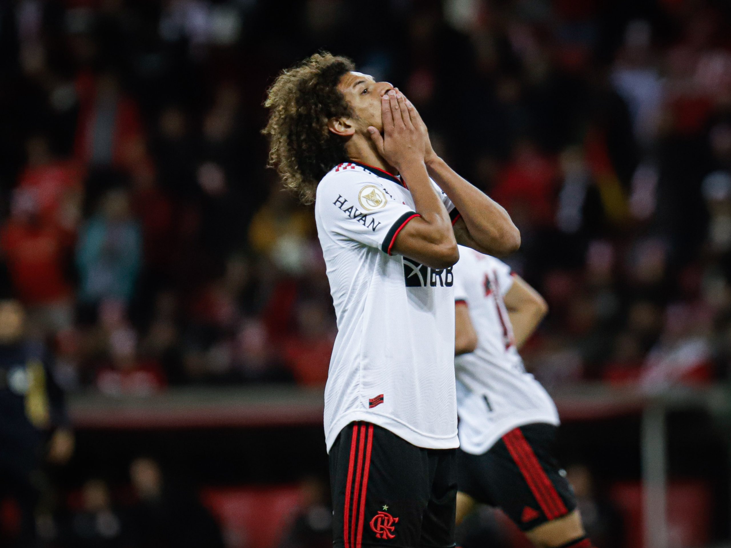 Agif/Maxi Franzoi – Arão volta a viver fase ruim pelo Flamengo