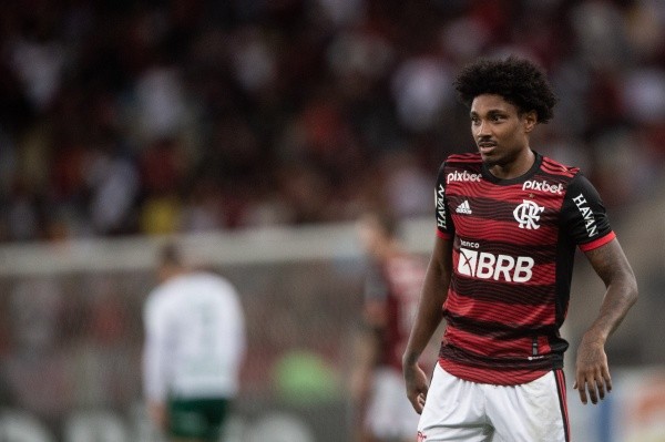 Thiago Ribeiro/AGIF/ Vitinho deverá ganhar chance na equipe titular contra o Corinthians, neste domingo (10). 
