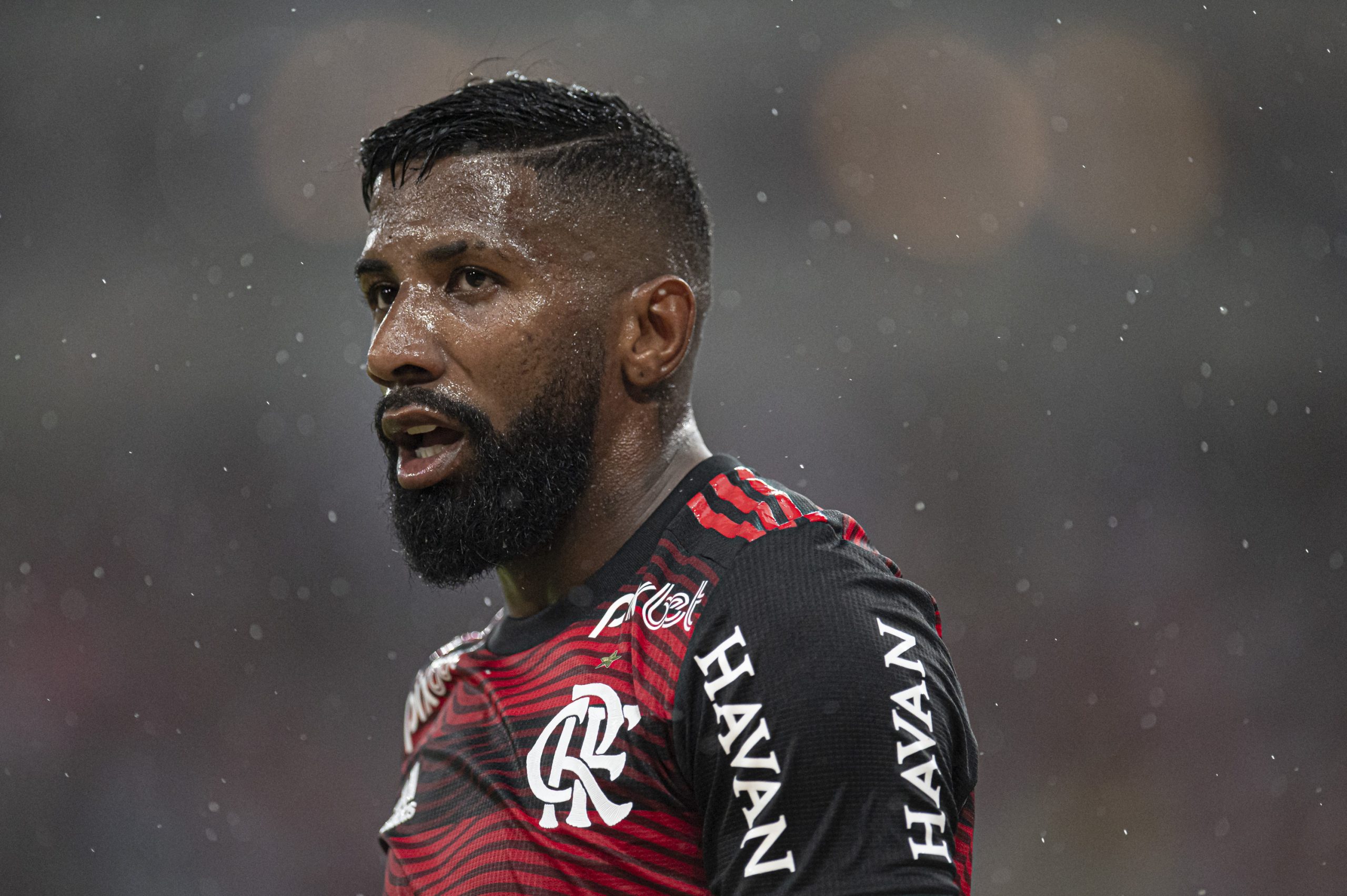 Foto: Jorge Rodrigues/AGIF – Rodinei tem contrato acabando no Flamengo em dezembro