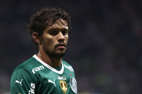 Foto: Marcello Zambrana/AGIF – Gustavo Scarpa foi bicampeão da Libertadores, além de vencedor da Série A e da Copa do Brasil pelo Palmeiras