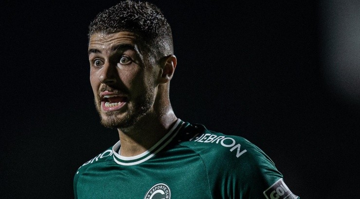 Foto: Heber Gomes/AGIF – Com 14 gols, Pedro Raul é vice-artilheiro do Campeonato Brasileiro; Rony tem nove gols