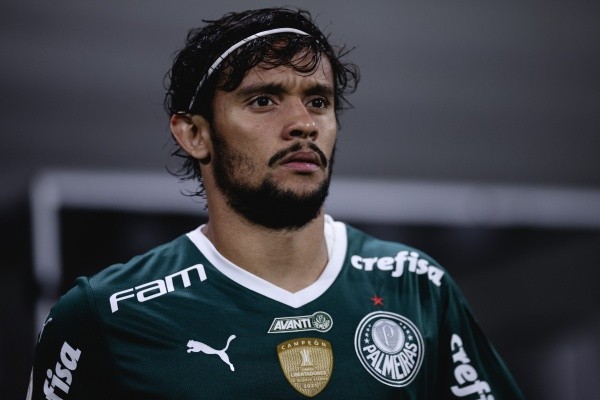 Foto:Ettore Chiereguini/AGIF | Scarpa responde sobre quanto vale a canhota