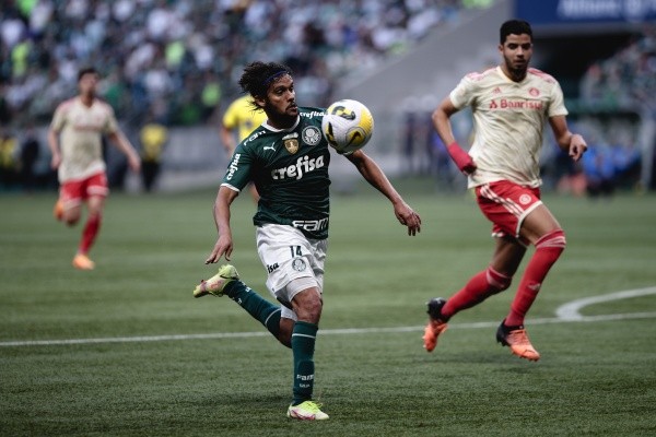 Agif/Ettore Chiereguini – Gustavo Scarpa seria o melhor jogador do Brasil