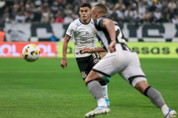Foto: Marcello Zambrana/AGIF – Mal chegou ao Corinthians e Fausto Vero já atuou em oito partidas com Vítor Pereira