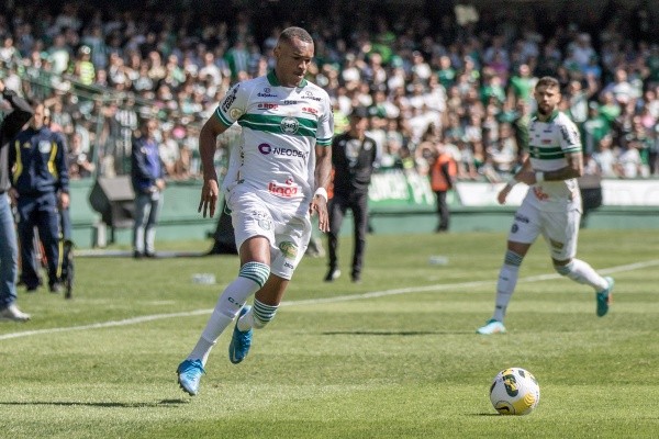 Foto: Robson Mafra/AGIF