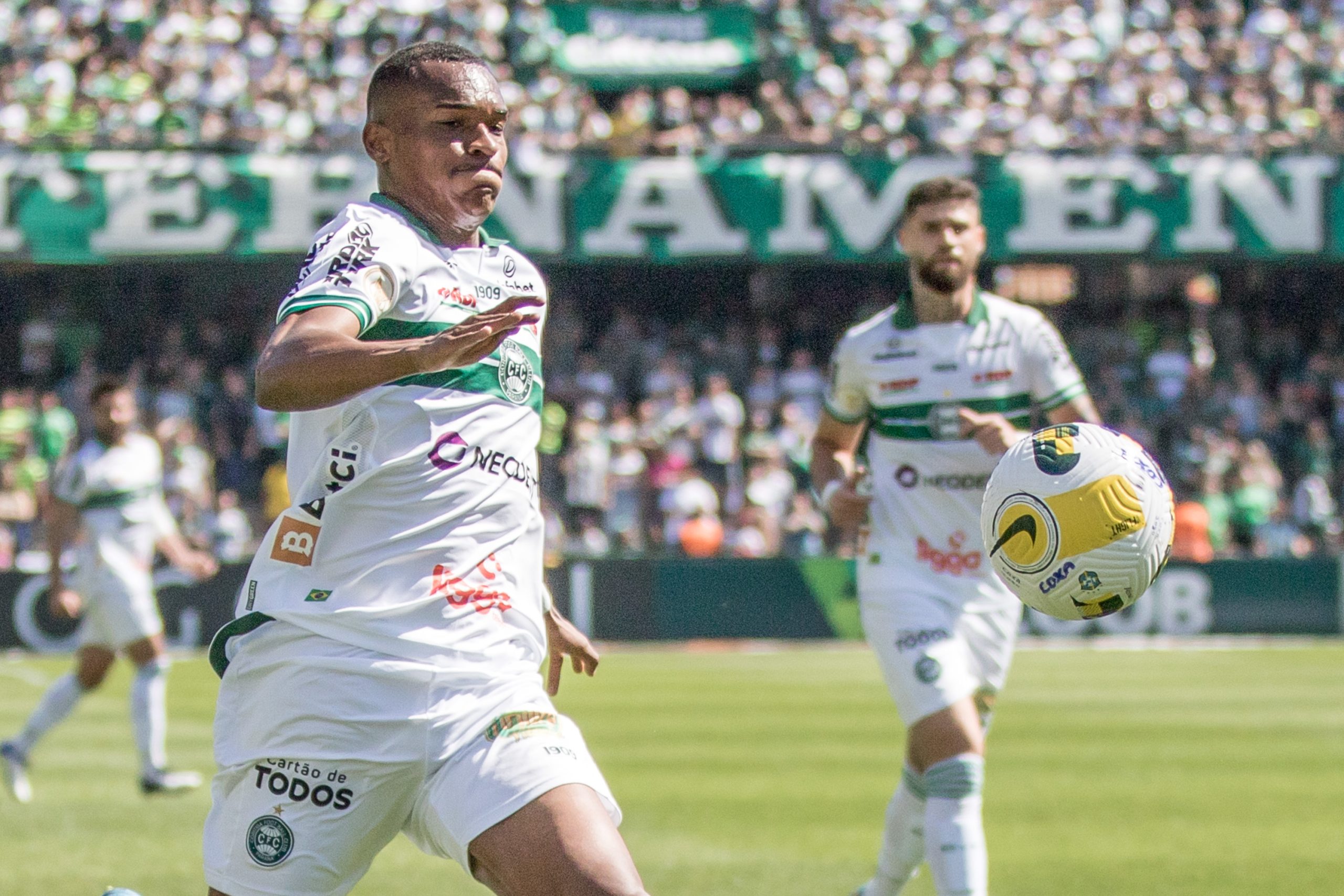 Foto: Robson Mafra/AGIF