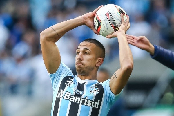 Foto: Pedro H. Tesch/AGIF – Nicolas foi oferecido ao Corinthians