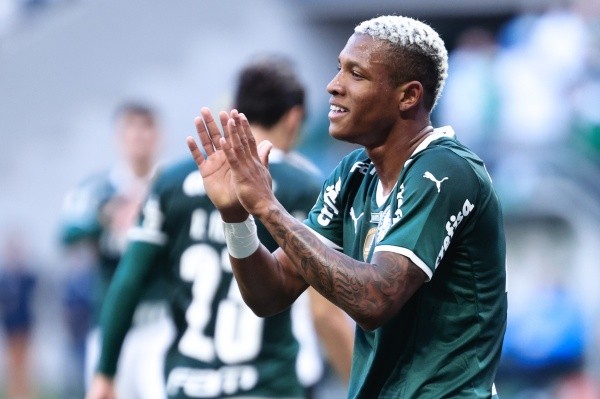 Foto: Ettore Chiereguini/AGIF – Proposta do Arsenal por Danilo é de 20 milhões de libras e prazo se encerra nesta quinta-feira