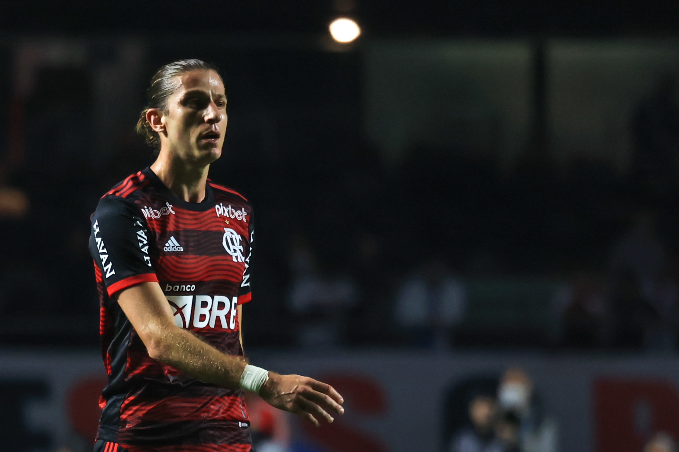 Foto: Marcello Zambrana/AGIF – Filipe Luís teve sua situação comentada por Braz
