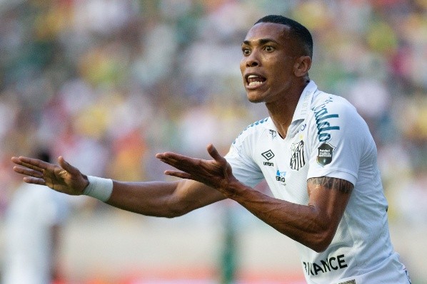 Foto: Gil Gomes/AGIF – Madson foi muito criticado pela torcida do Santos