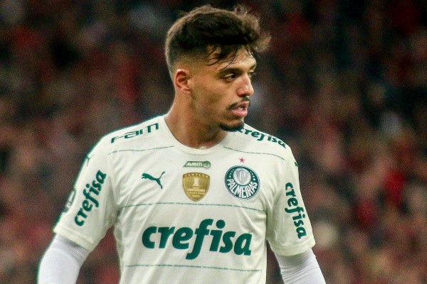 Foto: Gabriel Machado/AGIF – Volante de 22 anos recuperou espaço no Palmeiras em 2022