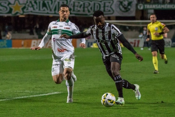 Foto: Robson Mafra/AGIF