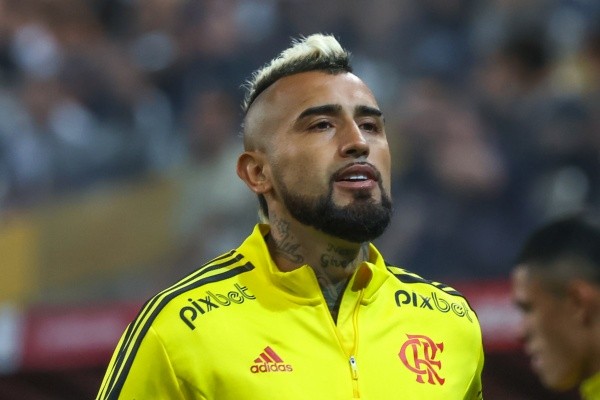 Foto: Marcello Zambrana/AGIF – Vidal foi multado em 10% do salário por polêmica na semana passada