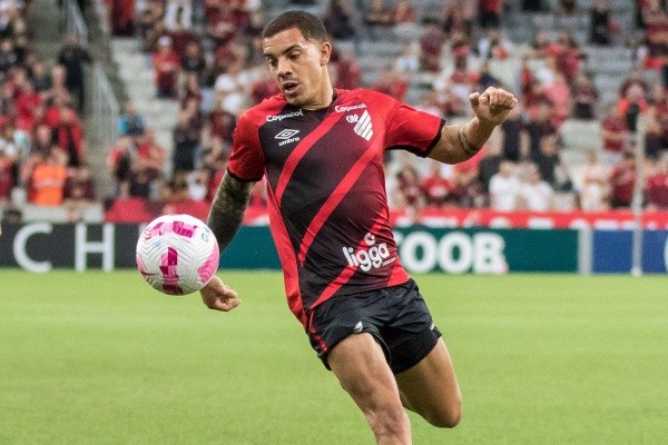Agif/Robson Mafra – David Terans pode ir ao Flamengo