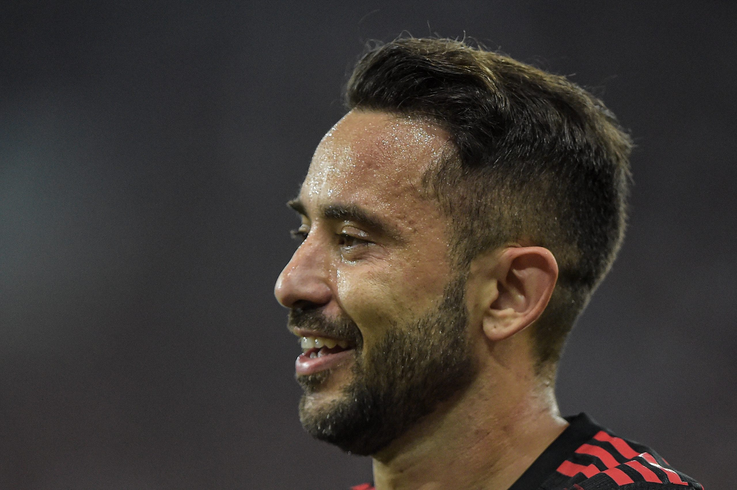 RJ - Rio de Janeiro - 19/10/2022 - COPA DO BRASIL 2022, FLAMENGO X CORINTHIANS - Everton Ribeiro jogador do Flamengo comemora gol anulado durante partida contra o Corinthians no estadio Maracana pelo campeonato Copa do Brasil 2022. Foto: Thiago Ribeiro/AGIF