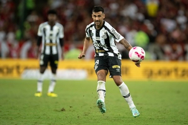 Foto: Jorge Rodrigues/AGIF – Camacho ganhou espaço com Orlando Ribeiro