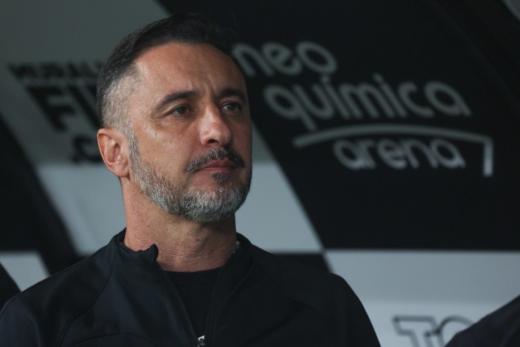Marcello Zambrana/AGIF. Vítor Pereira tinha conflitos com alguns atletas do Corinthians