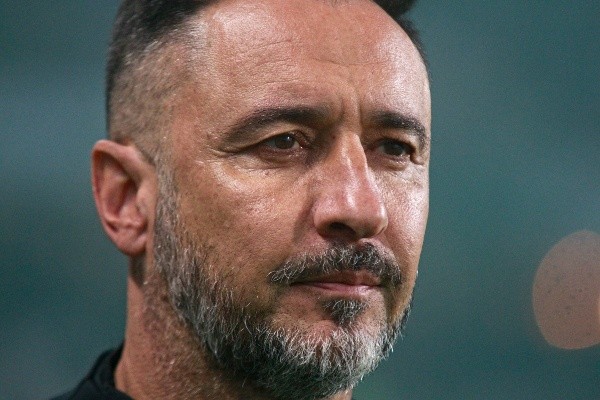 Foto: Gabriel Machado/AGIF – Ex-Corinthians, Vítor Pereira está próximo de acertar contrato com o Flamengo