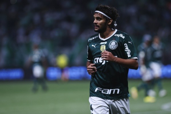 Foto: Ettore Chiereguini/AGIF – Scarpa chegou à Inglaterra como craque do Campeonato Brasileiro