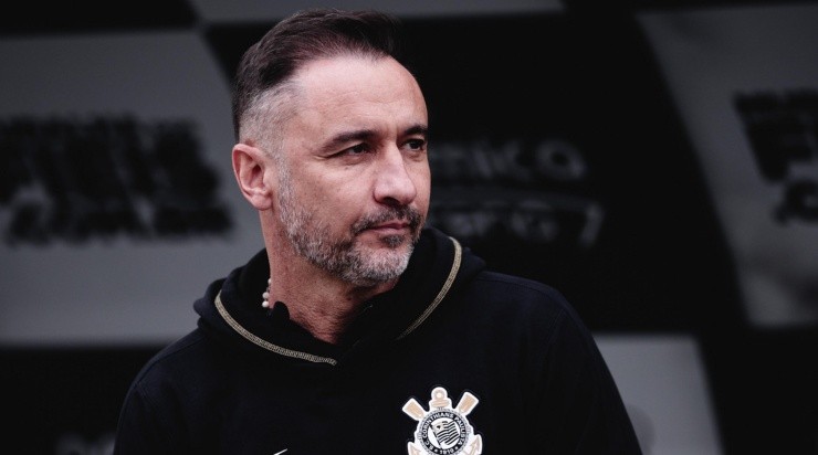 Giuliano deixa escapar piada interna sobre Vítor Pereira, no Corinthians. Foto:     Ettore Chiereguini/AGIF