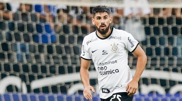 Bruno Mendez deve ficar no Corinthians - Foto: Marcello Zambrana/AGIF