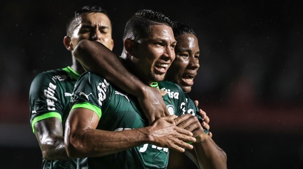 Rony marcou no último clássico do Palmeiras -  Foto: Marcello Zambrana/AGIF