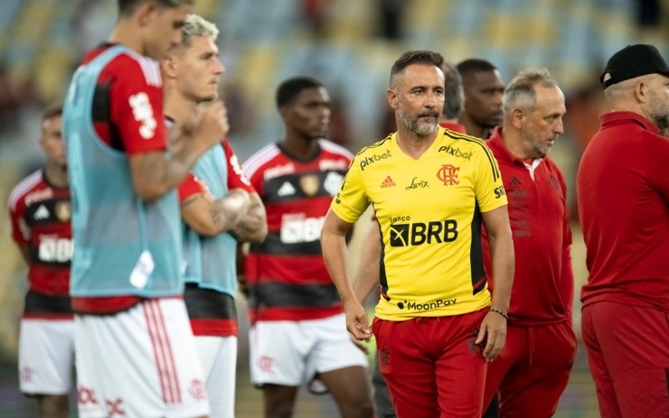 Jorge Rodrigues/AGIF – Vitor Pereira, técnico do Flamengo